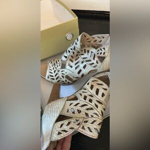 Spring Step Aura leather booties.New with box.Paid $150.Never worn.Size 39/8.5US